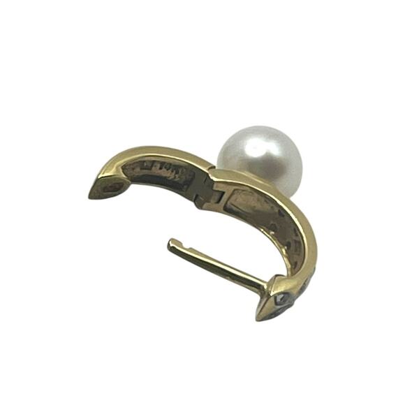 14K Yellow Gold Mini Pearl Hoop Earrings (13558) - Picture 2 of 9